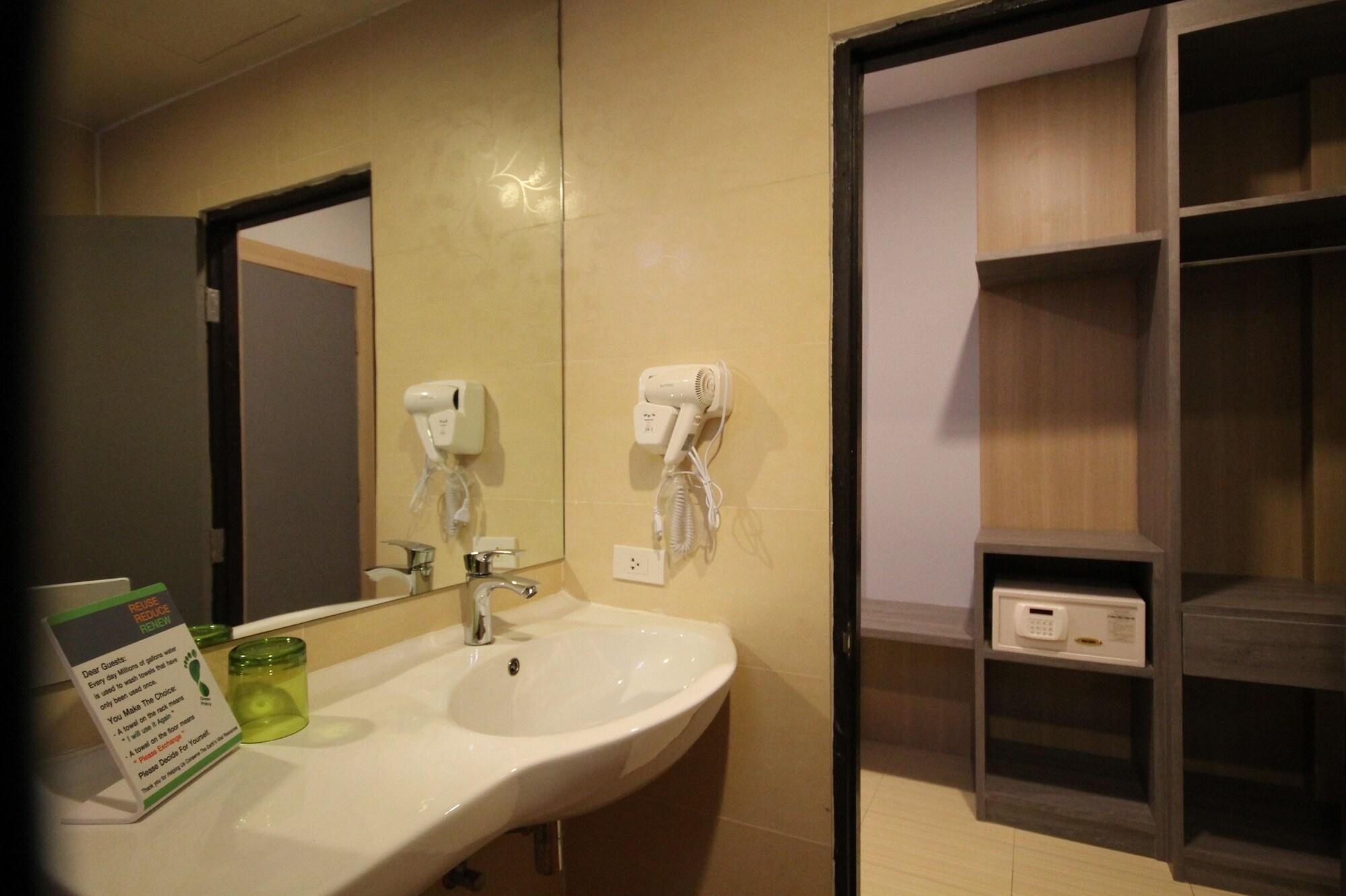 Silver Sand Suites Hotel Ao Nang Beach Extérieur photo